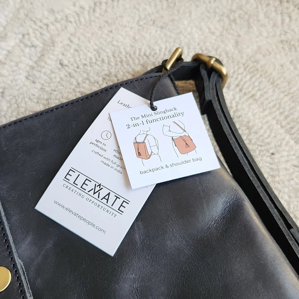 Black ELEVATE shoulder bag/backpack - Picture 2 of 5